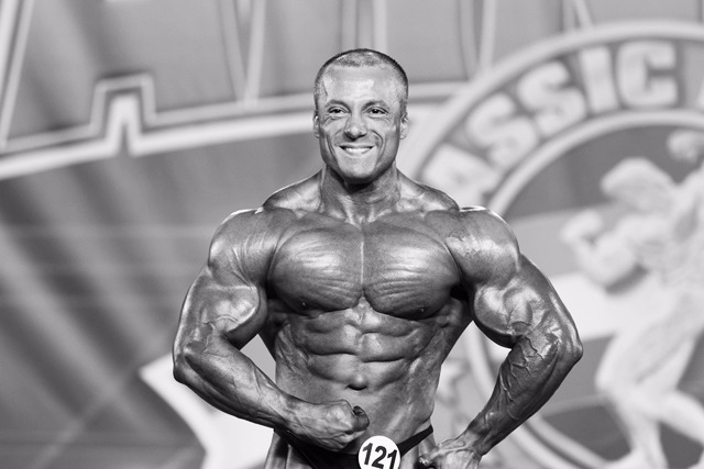 75kg 近く合った体重を僅か1日で70kg級まで落とすというサントス。まさに ミラクルである