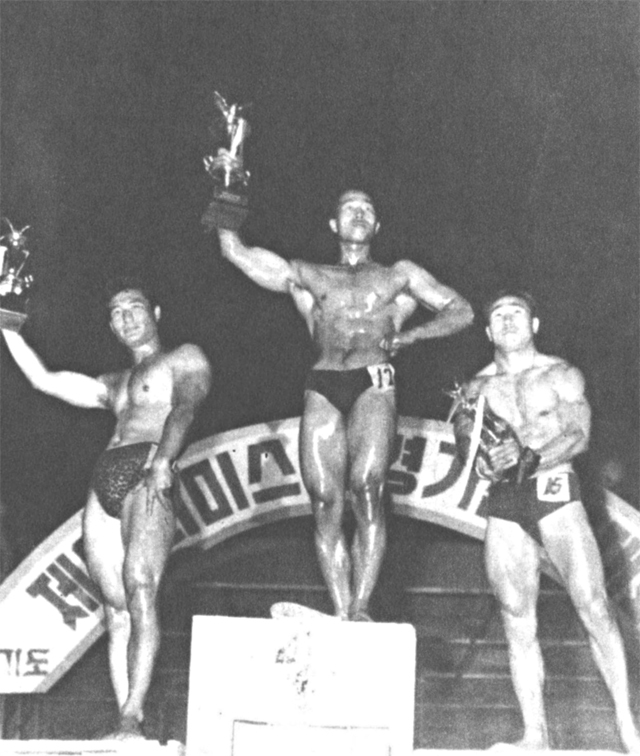 1969年9月20日に行なわれた’69ミスター京畿道大会の上位入賞者。