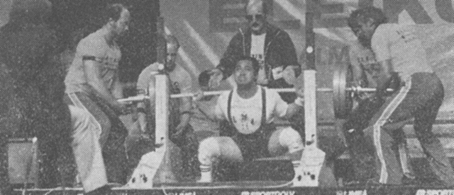 ［75kg級９位●上田選手のスクワット225kg］