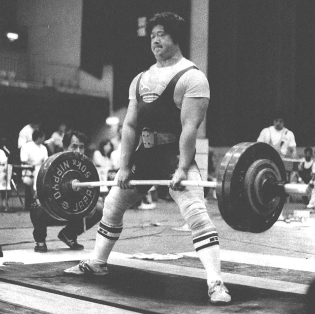 90kg以上級優勝・吉田　進選手S280kg、B180kg、D270kg、T730kg