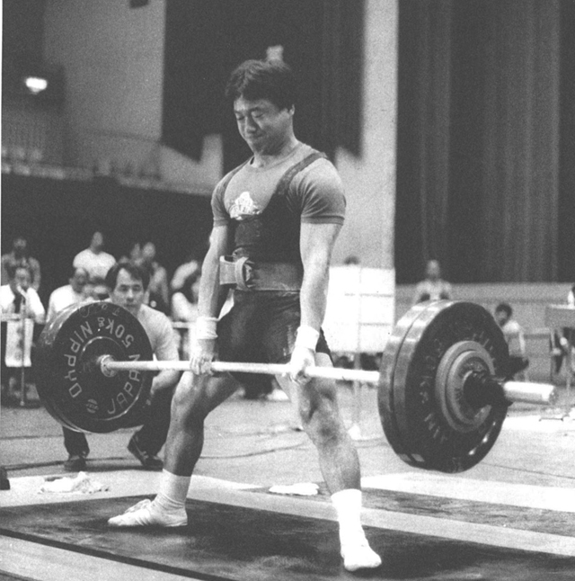 67.5kg級優勝・原田　勲選手S225kg、B152.5kg、D240kg、T617.5kg