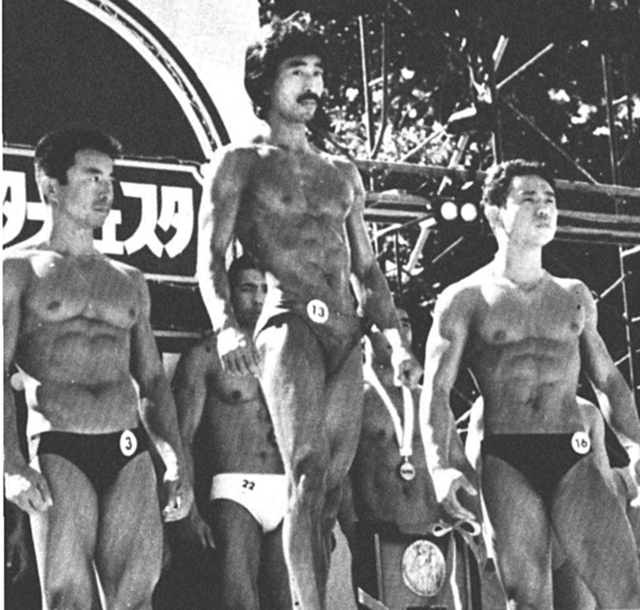 フェスタ新人。左から加藤、和久田、佐藤