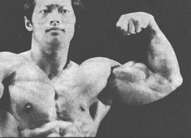 　栗井直樹