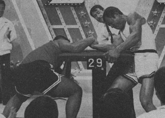 大岡選手はあと1人で30人抜きまでこぎつけたが、若い斎藤選手に惜敗