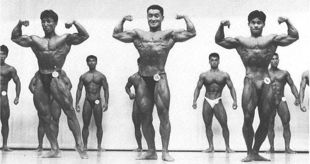左より山本、工藤、津田