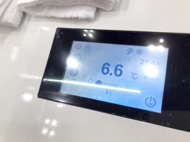 現在の水温は6.6℃をキープ。