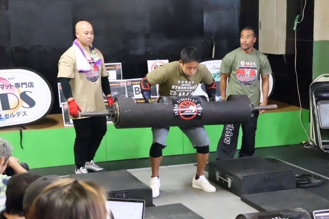 マスターズは61kg/75kg。