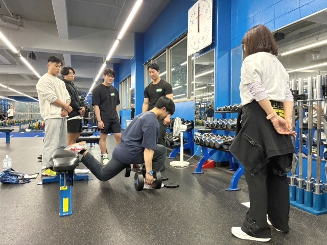 ダンベルブルガリアンスクワット