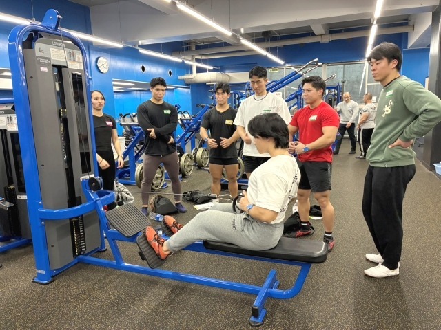 ナローグリップのシーテッドロウ