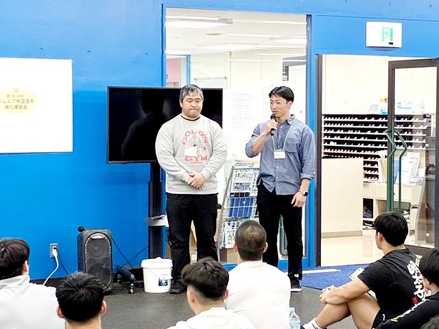 ご存じ、ゴールドジムを運営するTHINKフィットネス。本練習会の協賛企業である